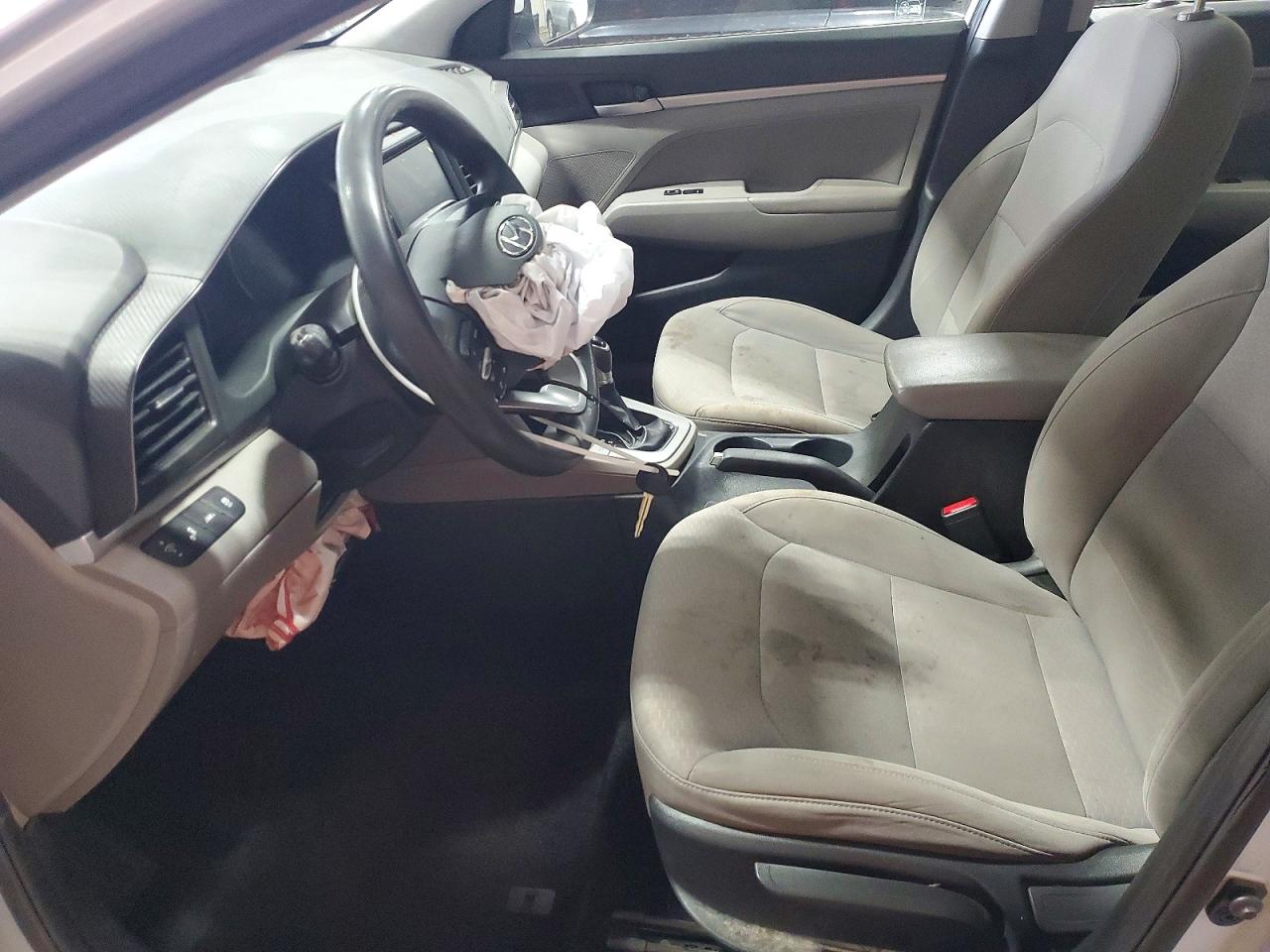 2019 HYUNDAI ELANTRA SEL photo 7