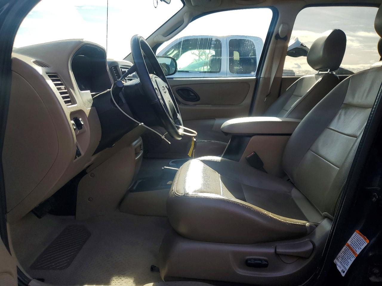 2003 FORD ESCAPE XLT photo 7