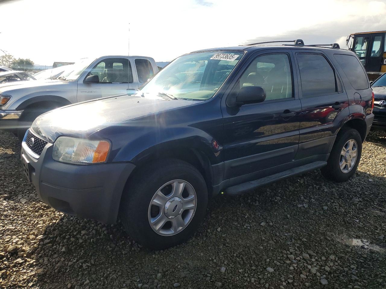 2003 FORD ESCAPE