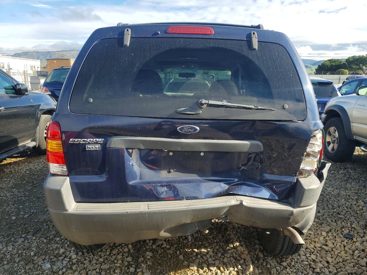 2003 FORD ESCAPE XLT photo 6