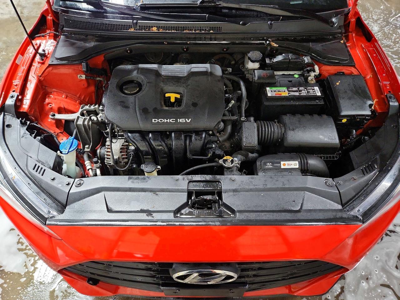 2019 HYUNDAI VELOSTER 2.0L photo 11