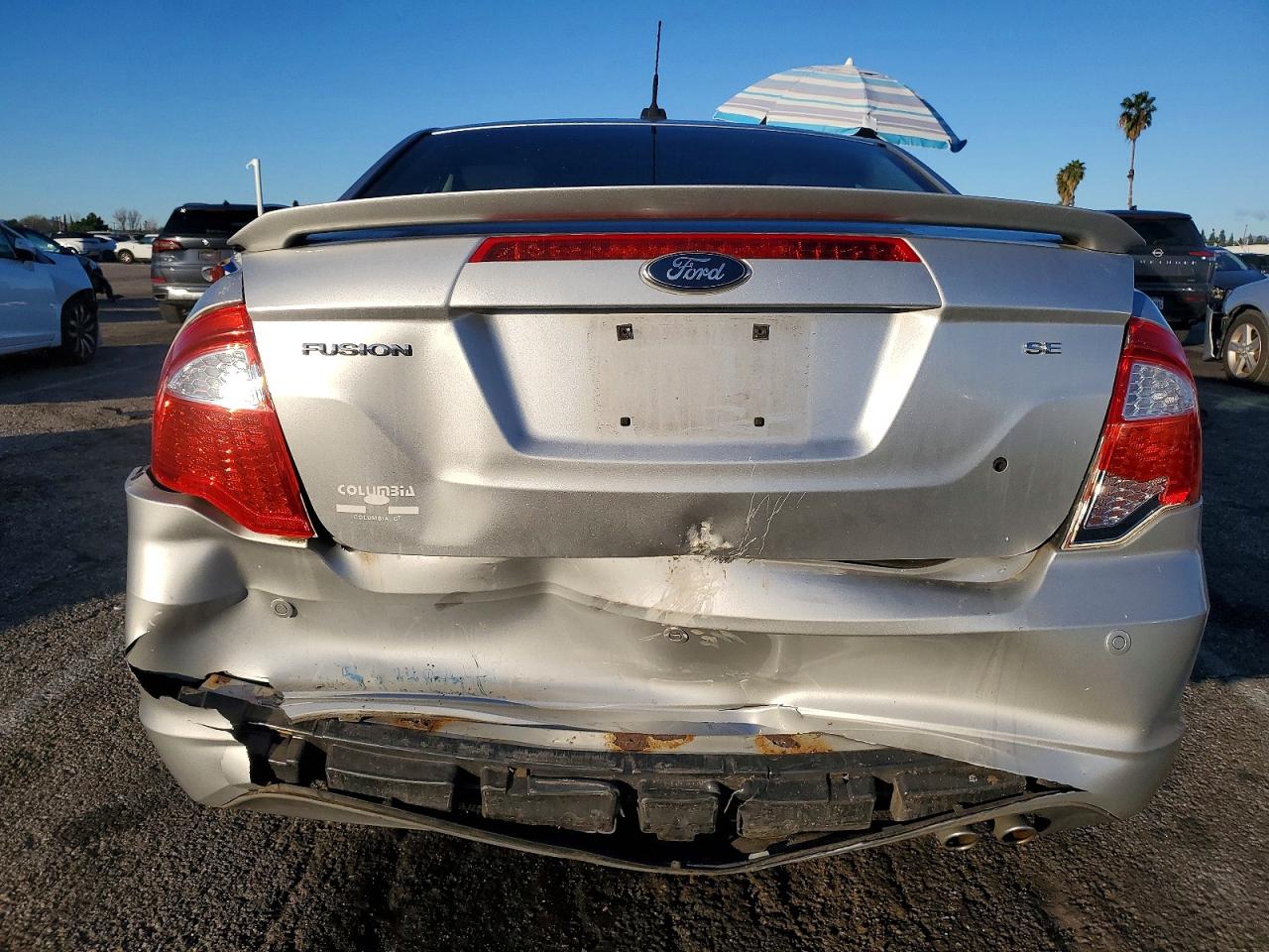 2011 FORD FUSION SE photo 6