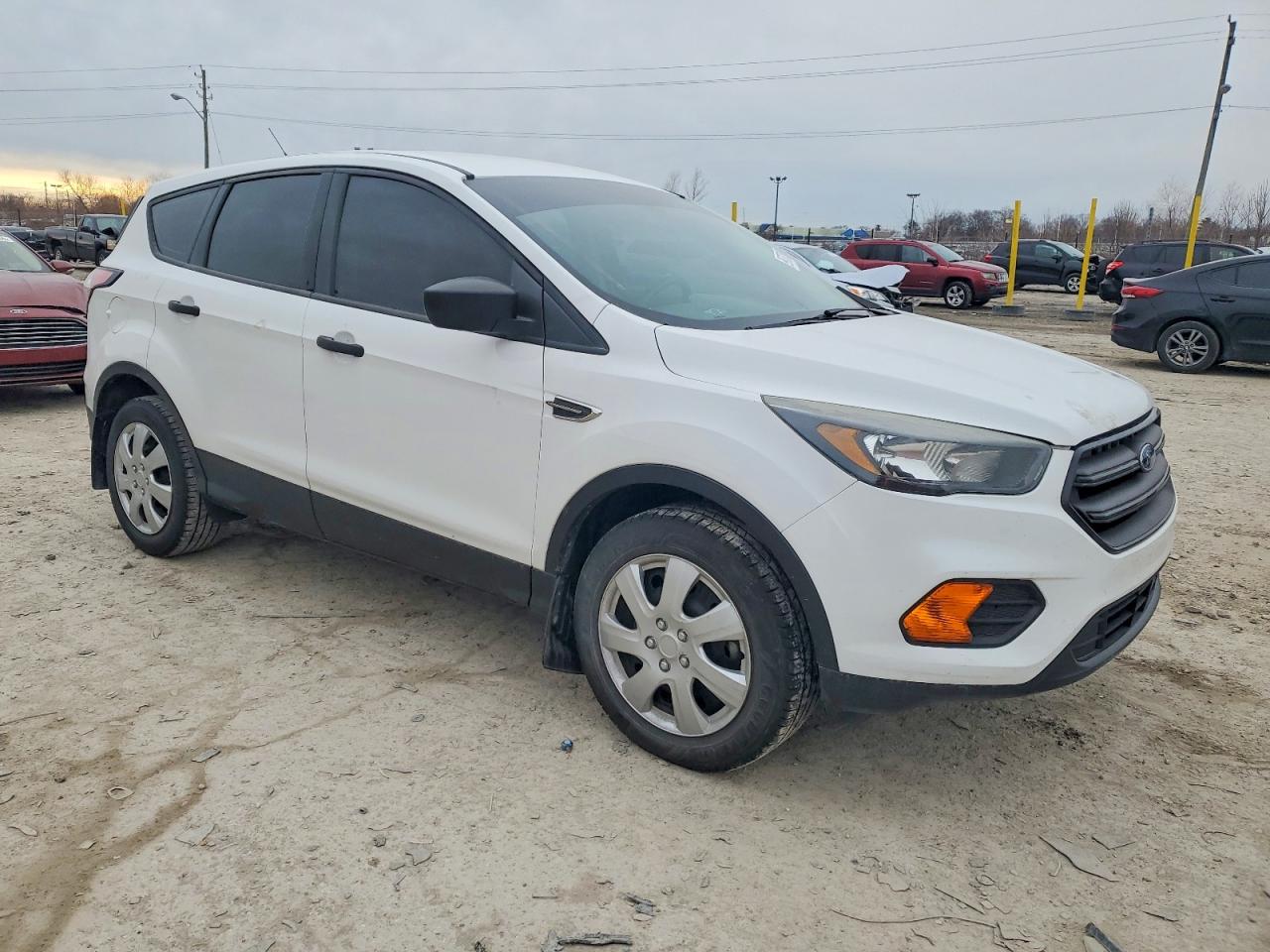 2018 FORD ESCAPE S photo 4
