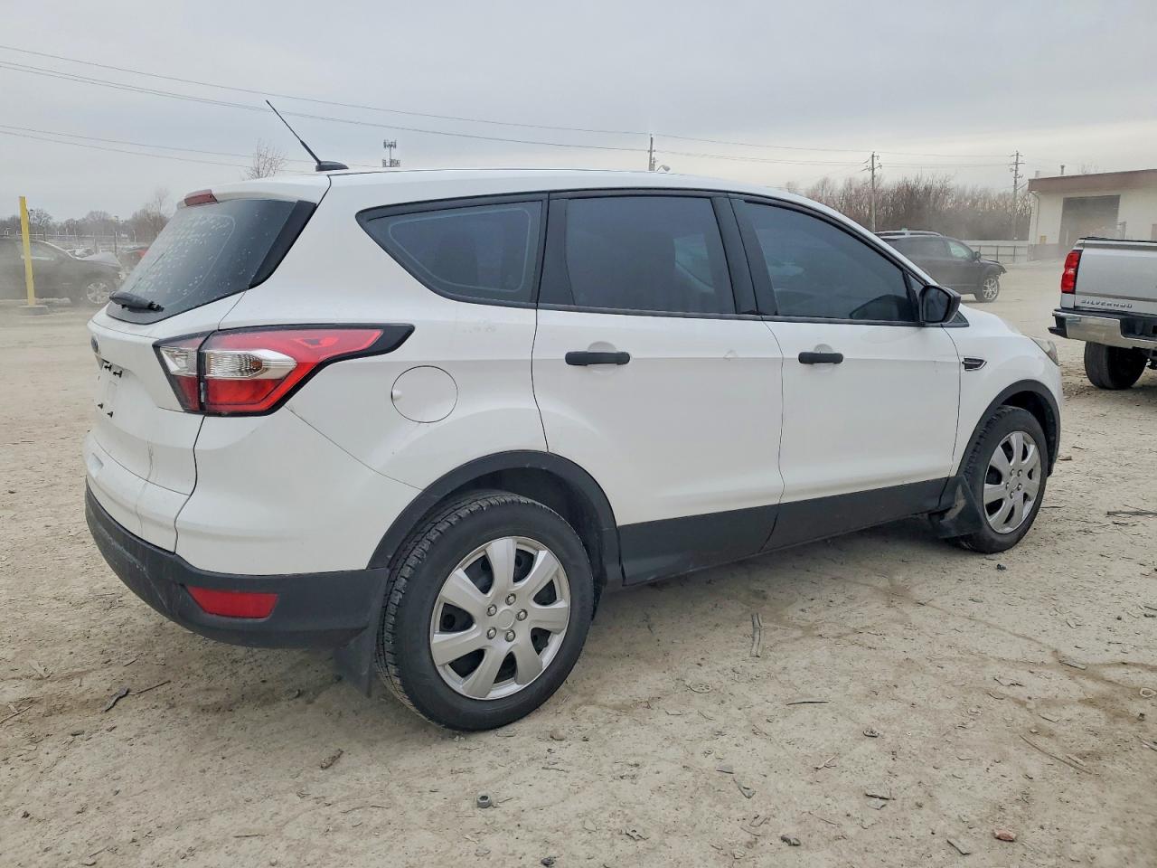 2018 FORD ESCAPE S photo 3