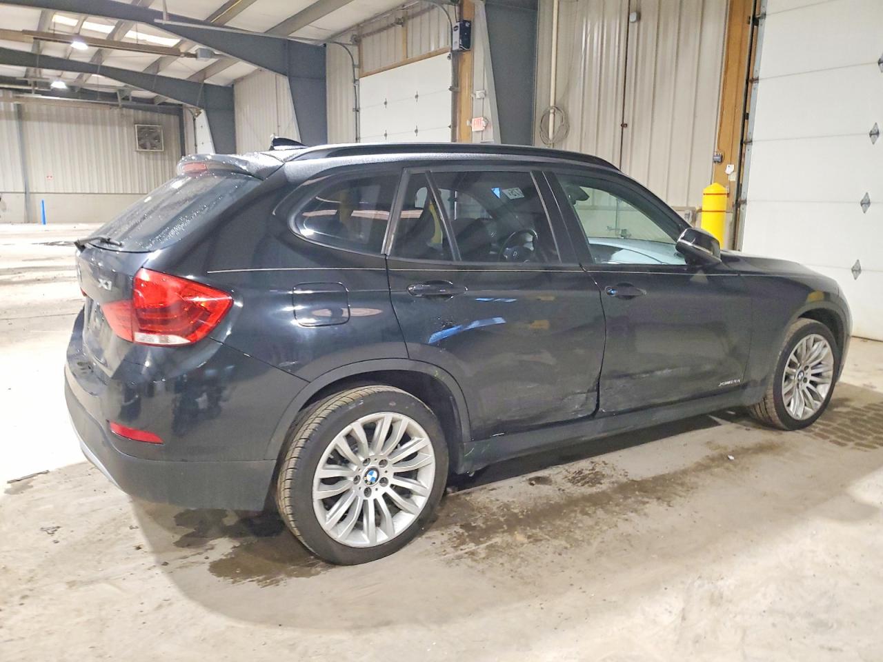 2015 BMW X1 XDRIVE28I photo 3