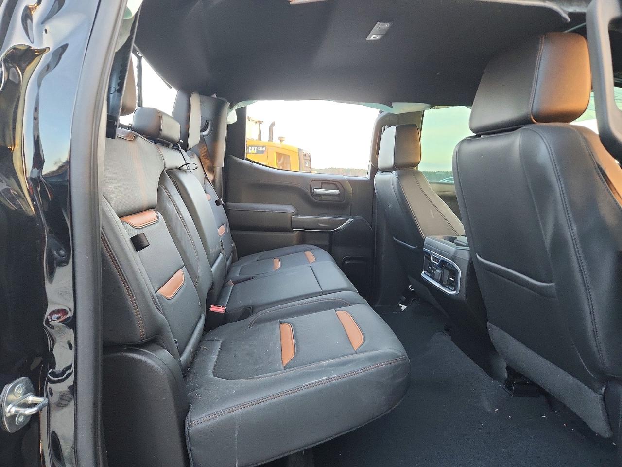 2021 GMC SIERRA K1500 AT4 photo 10