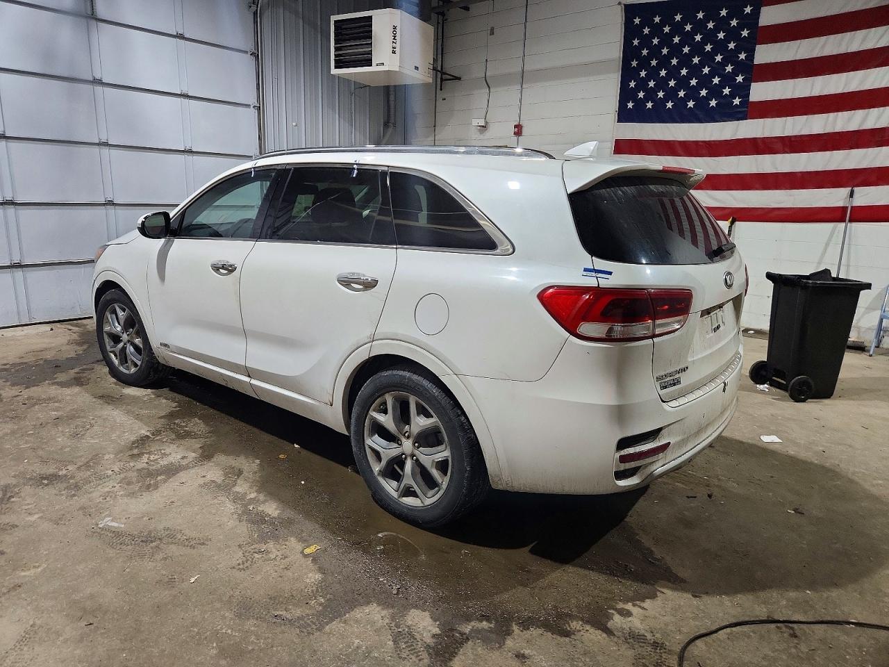 2017 KIA SORENTO SX photo 2