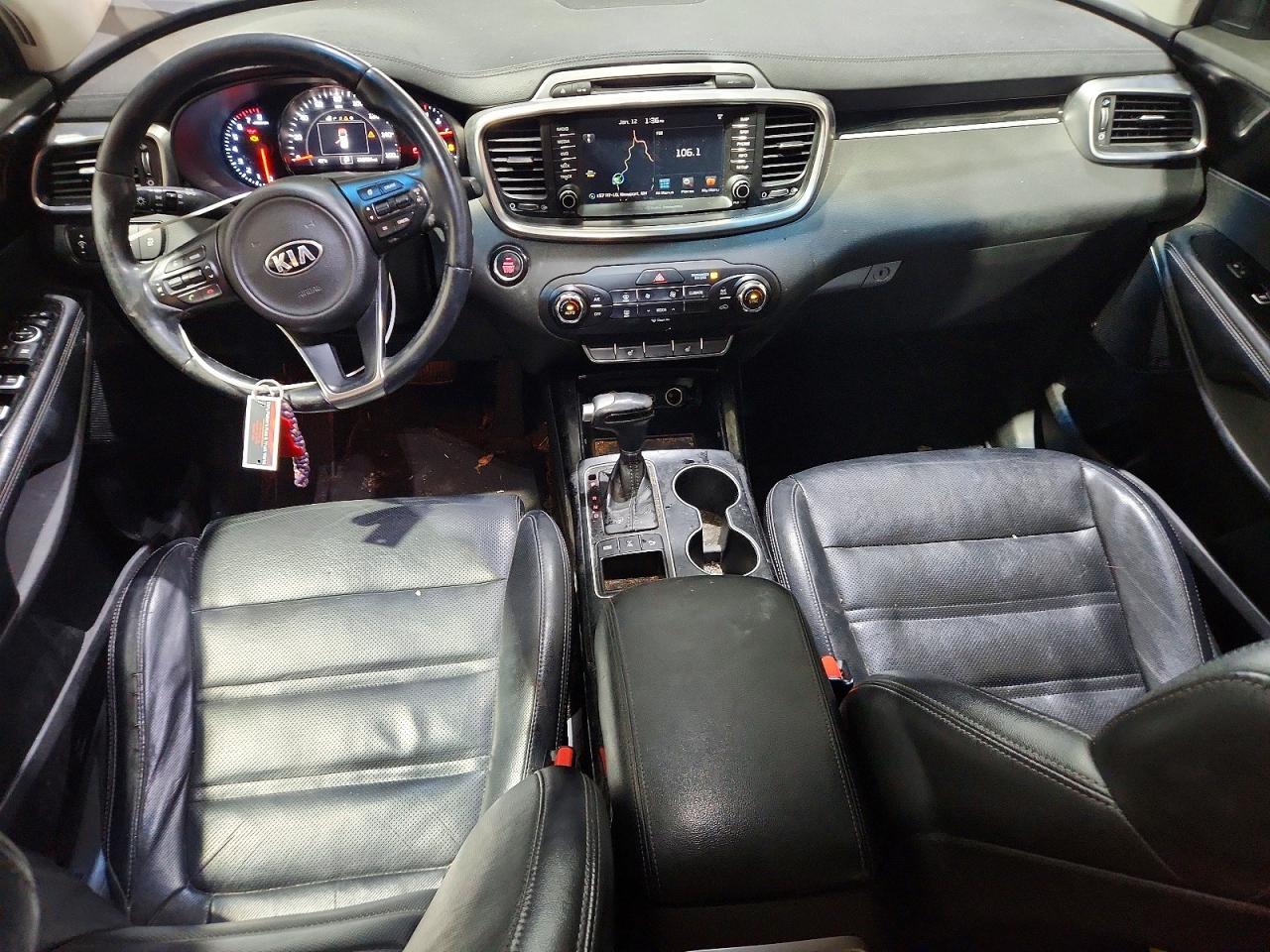 2017 KIA SORENTO SX photo 8