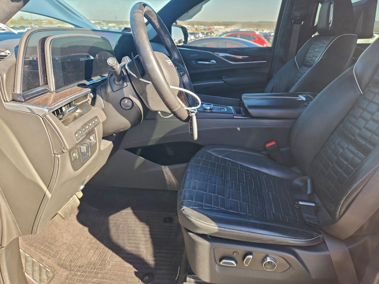 2022 CADILLAC ESCALADE SPORT PLATINUM photo 13