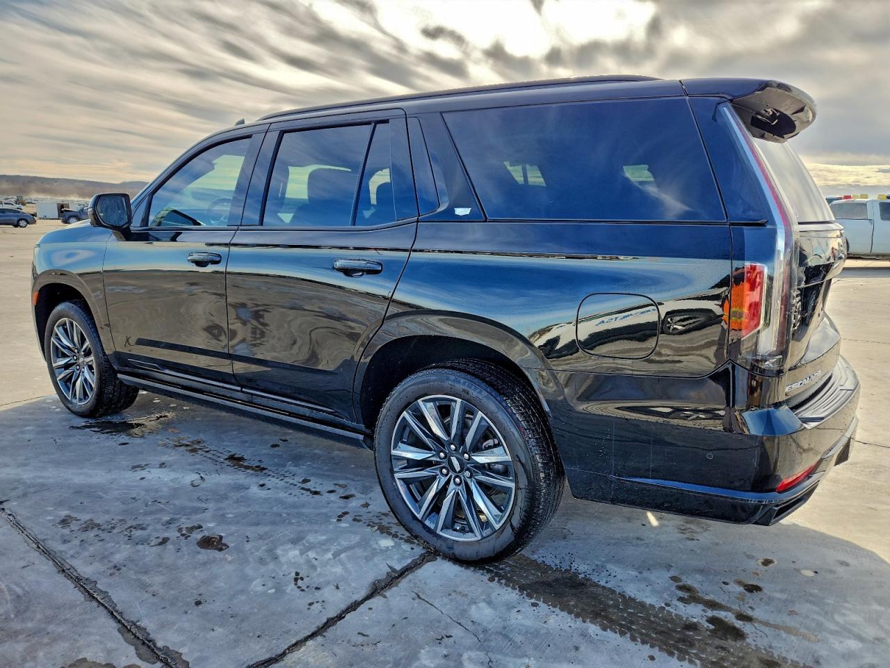 2022 CADILLAC ESCALADE SPORT PLATINUM photo 3