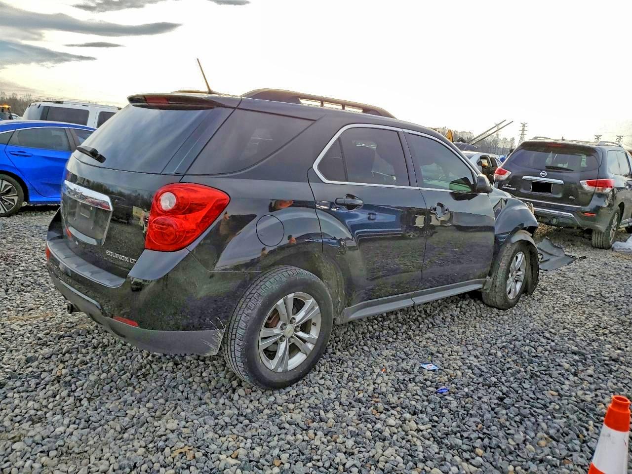 2014 CHEVROLET EQUINOX LT photo 5