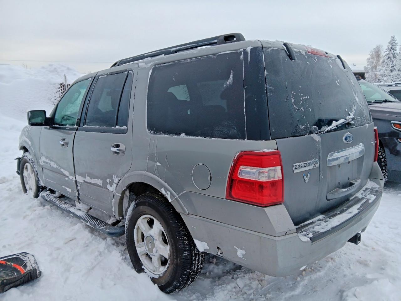 2008 FORD EXPEDITION XLT photo 2