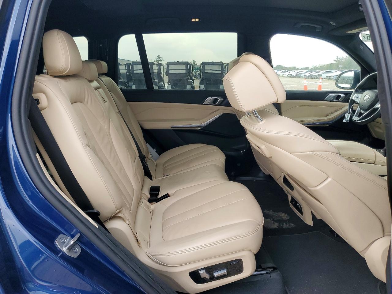2022 BMW X7 XDRIVE40I photo 11