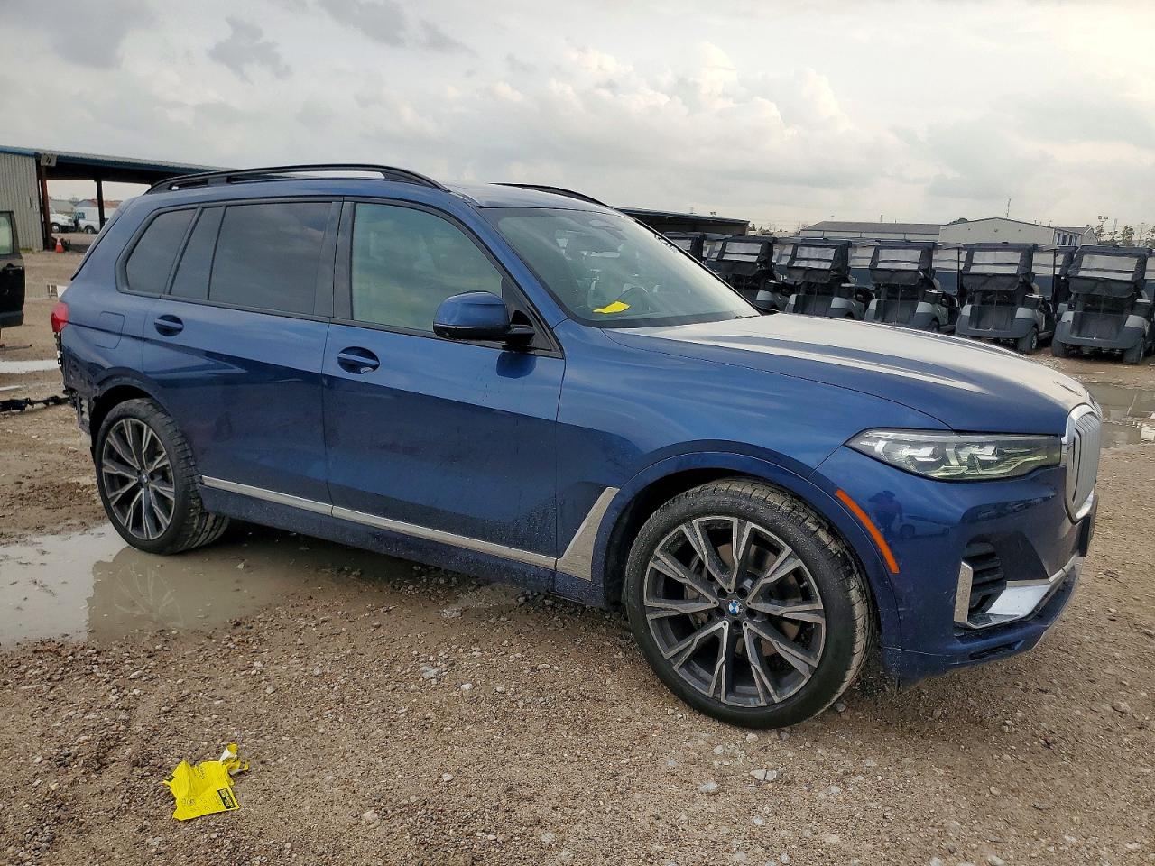 2022 BMW X7 XDRIVE40I photo 4