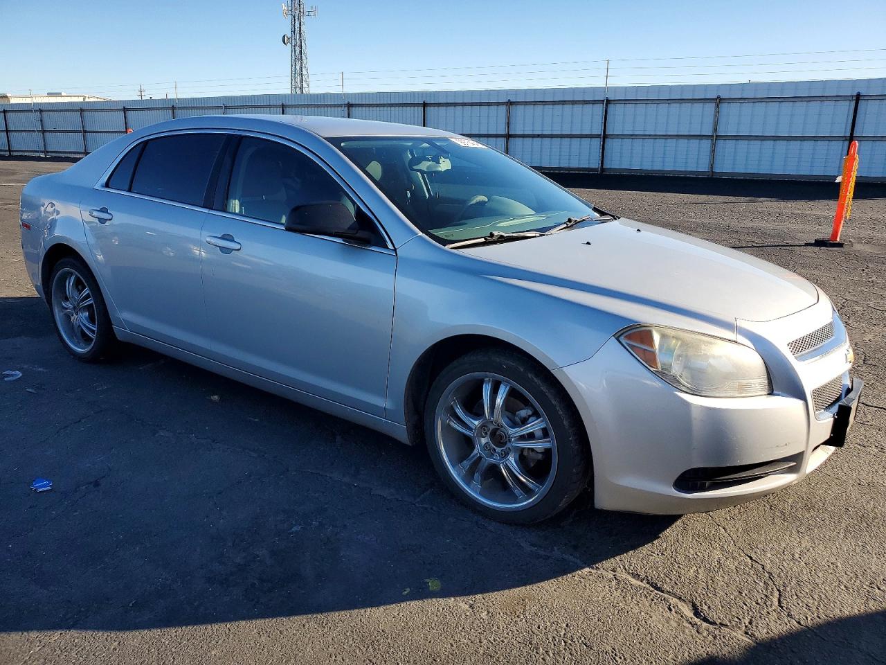 2011 CHEVROLET MALIBU LS photo 4