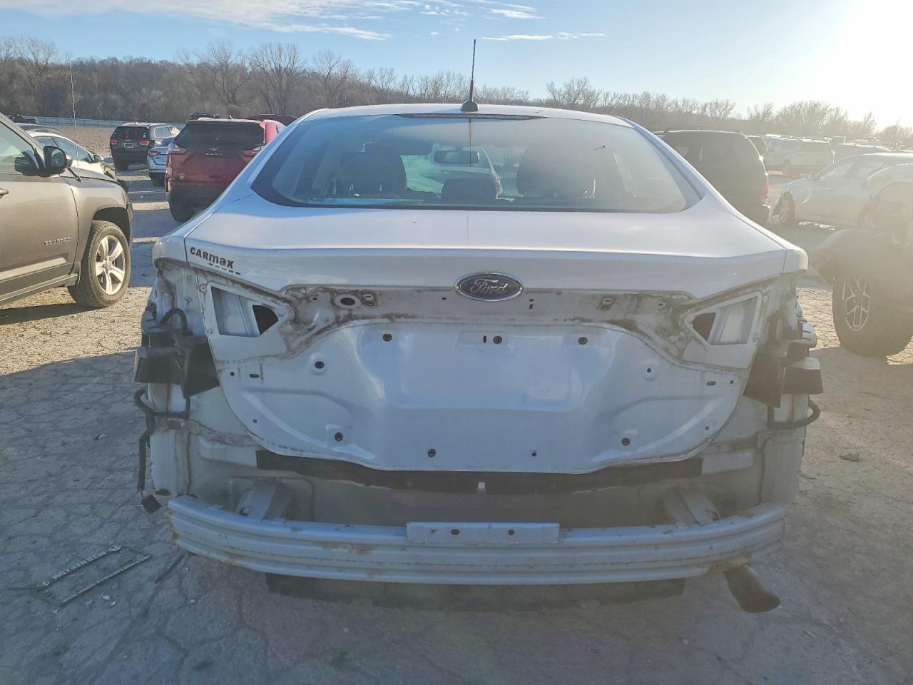 2015 FORD FUSION SE photo 6