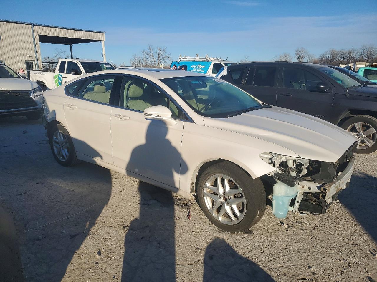 2015 FORD FUSION SE photo 4