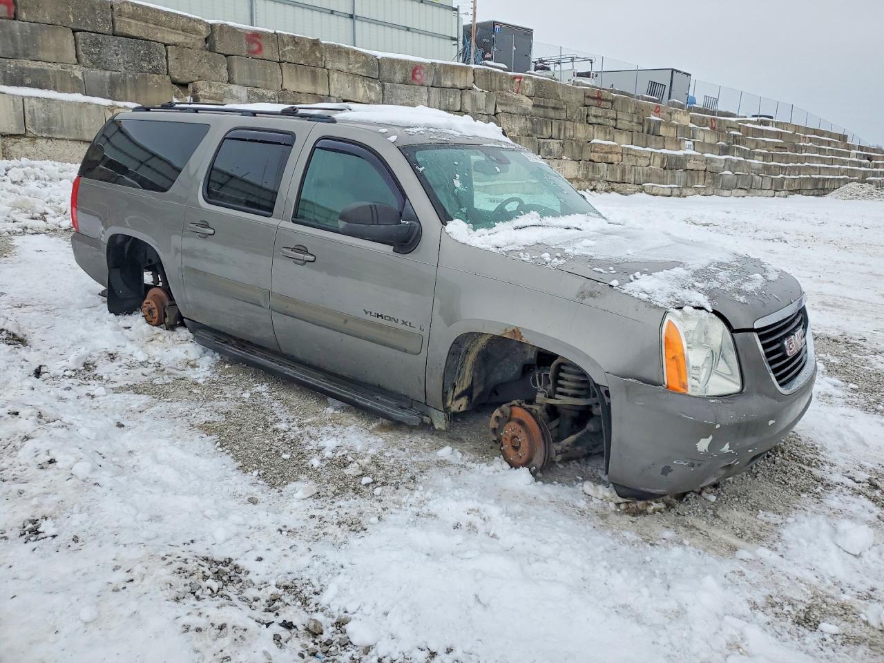 2008 GMC YUKON XL K1500 photo 4