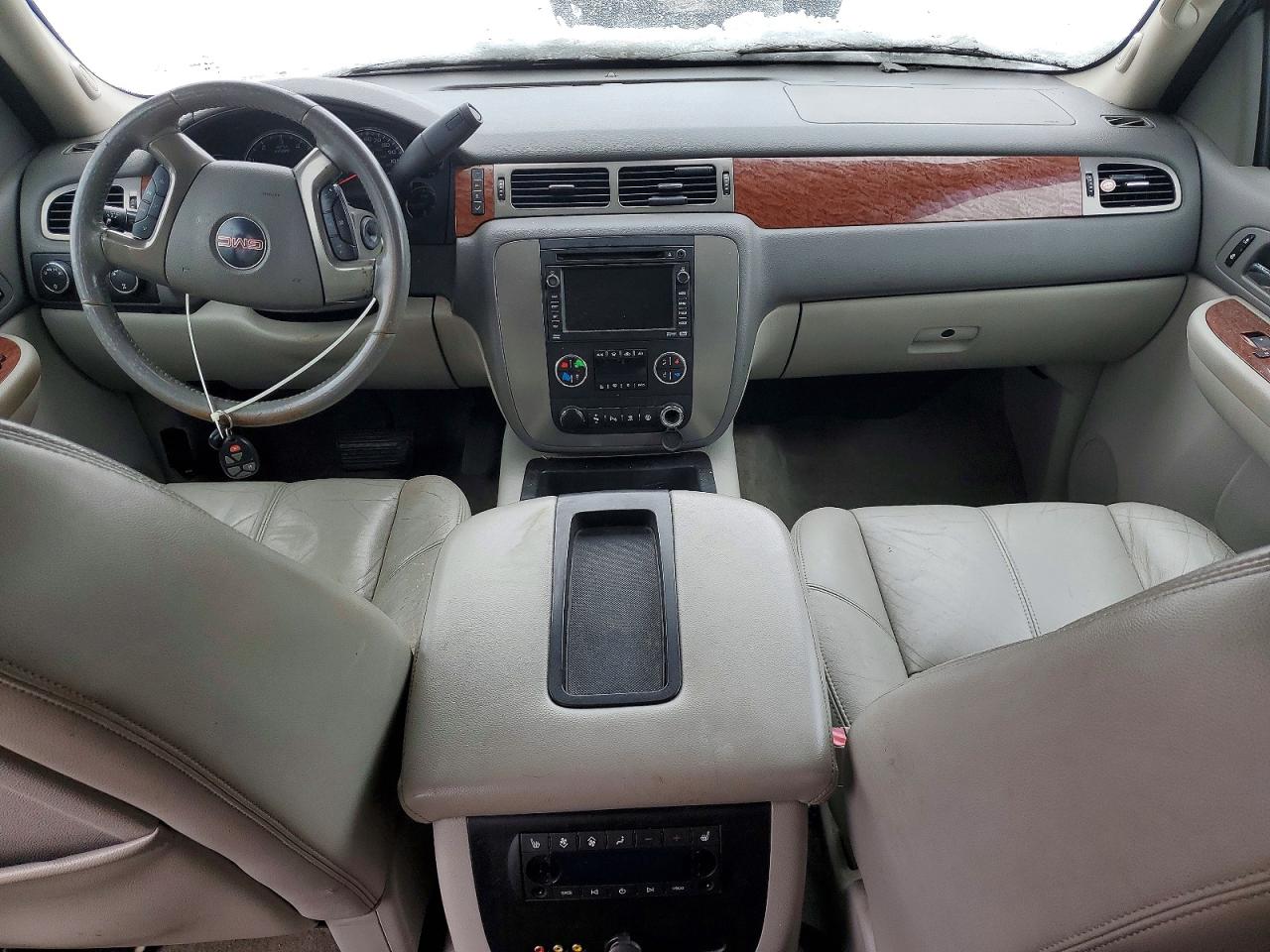 2008 GMC YUKON XL K1500 photo 8