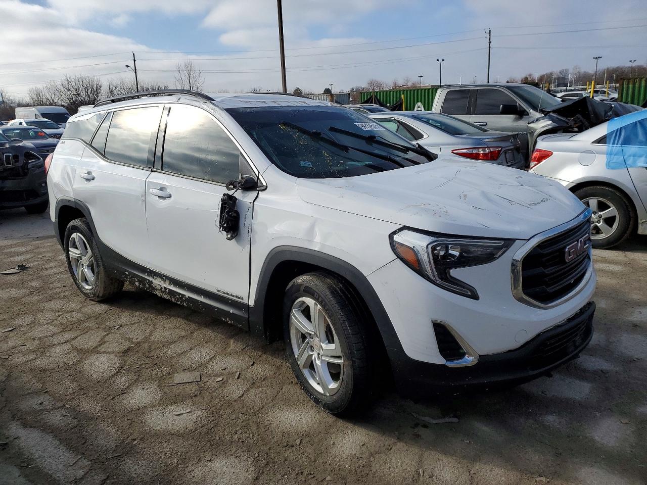 2018 GMC TERRAIN SLE photo 4
