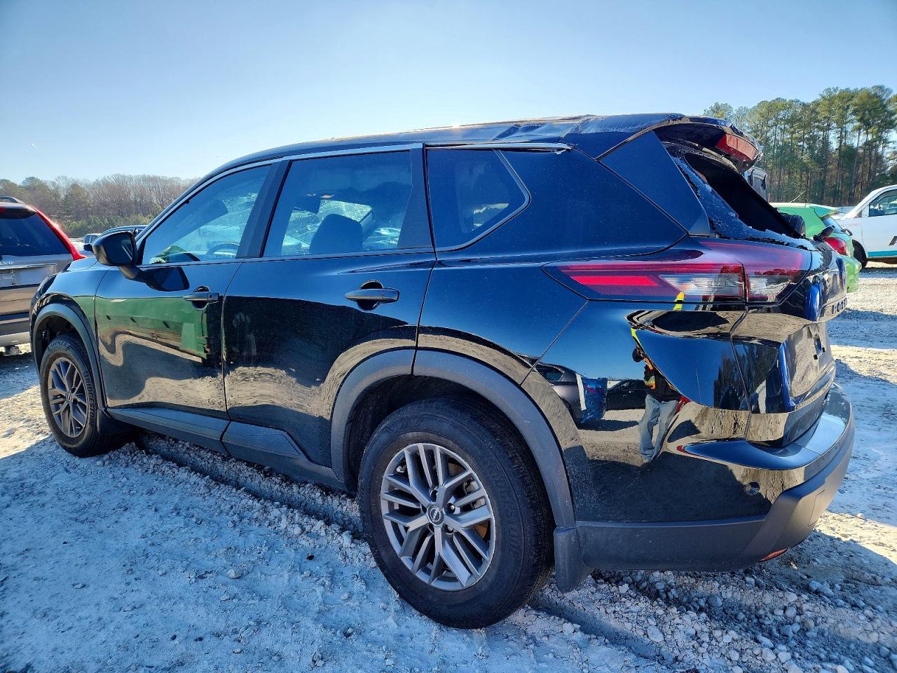 2025 NISSAN ROGUE S photo 2