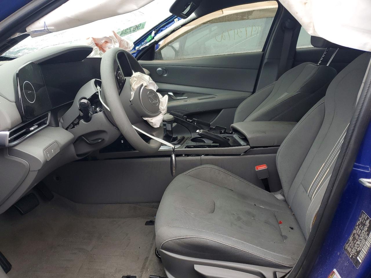 2024 HYUNDAI ELANTRA SEL photo 7