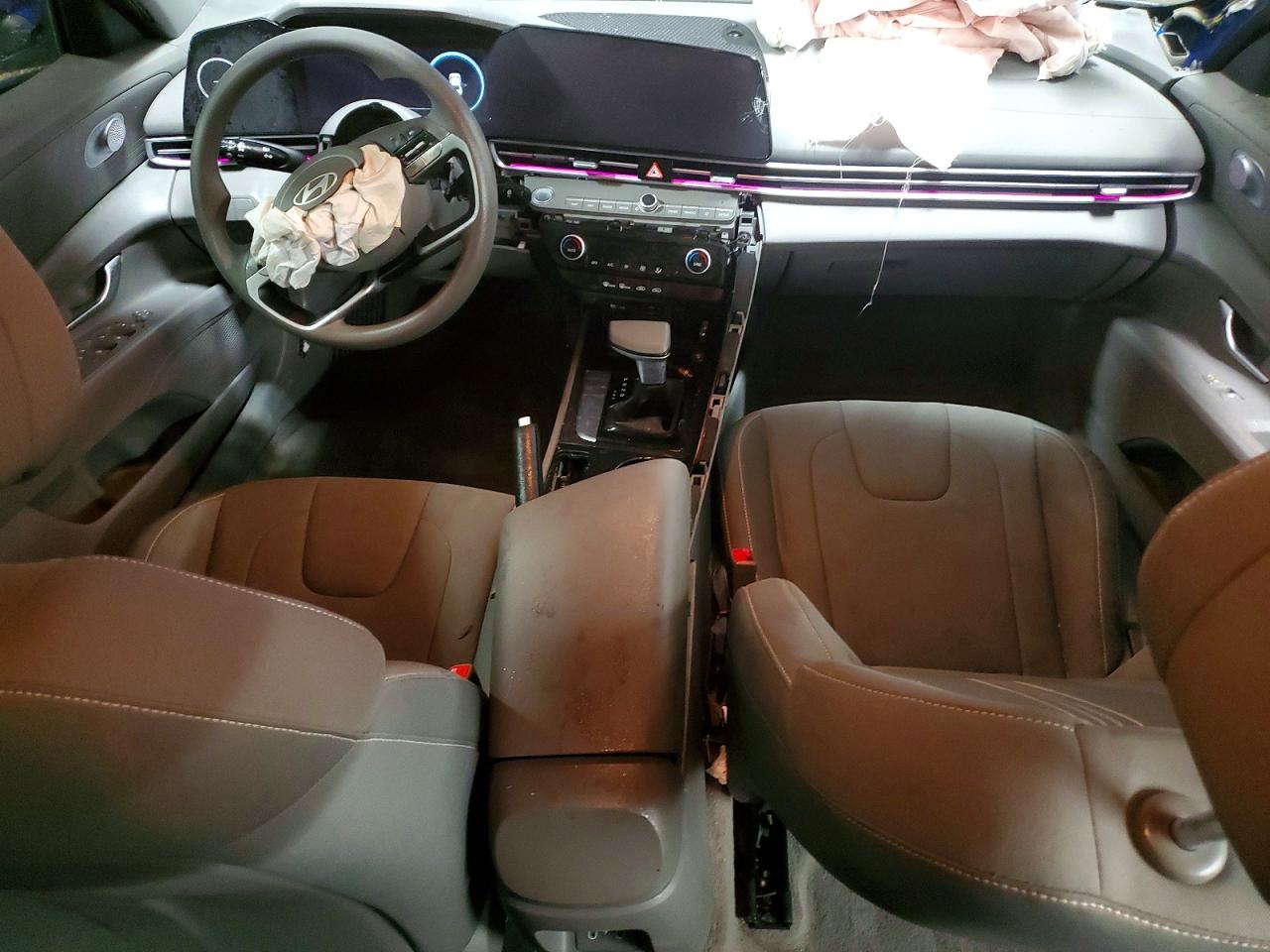 2024 HYUNDAI ELANTRA SEL photo 8