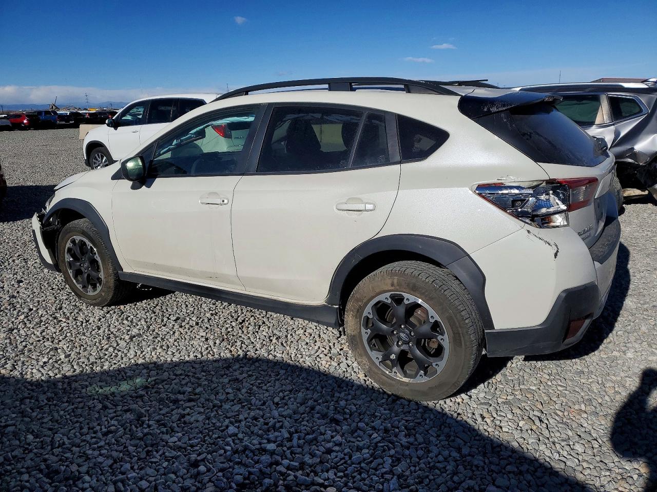 2021 SUBARU CROSSTREK photo 2