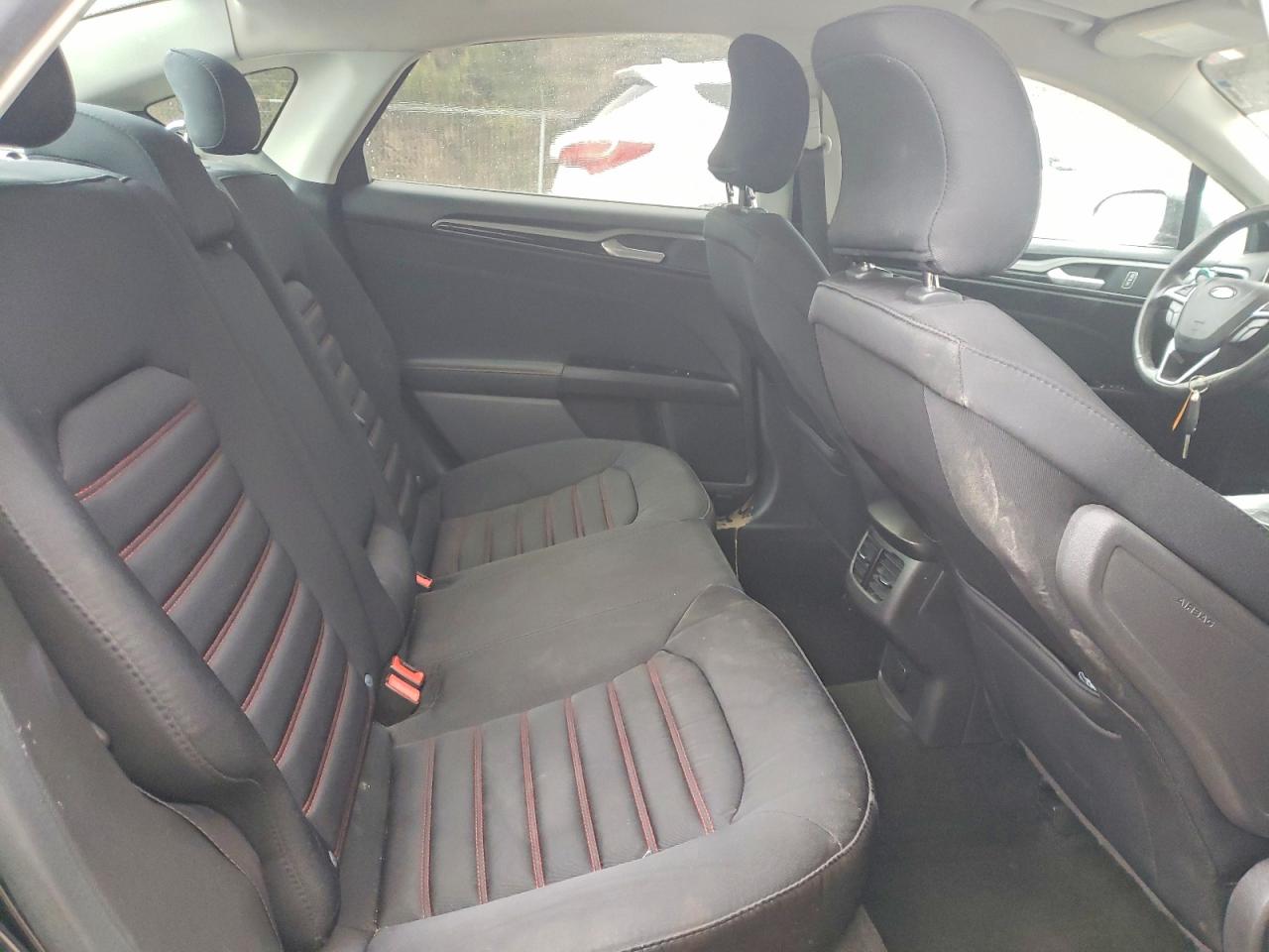 2016 FORD FUSION SE photo 10