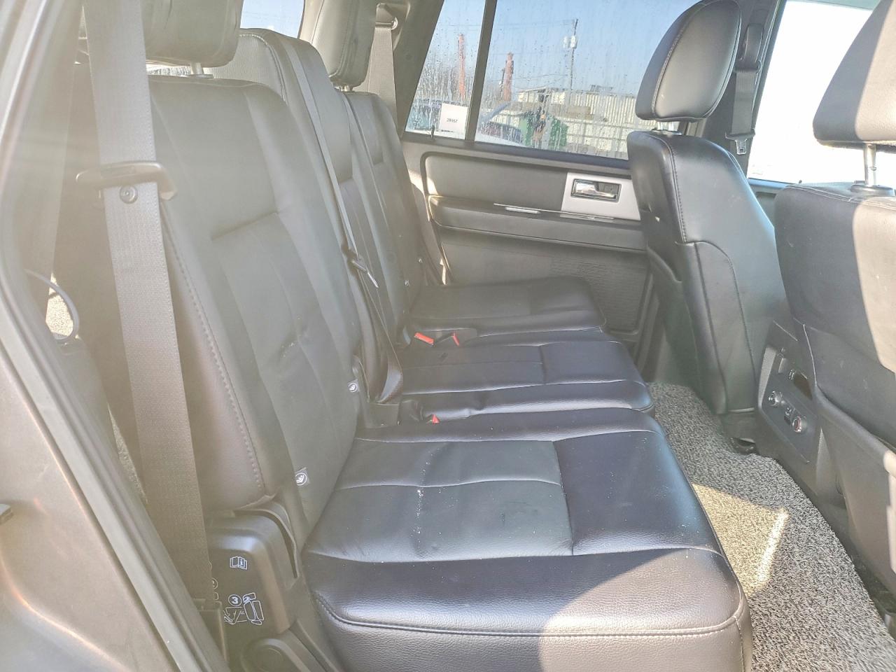 2017 FORD EXPEDITION XLT photo 11