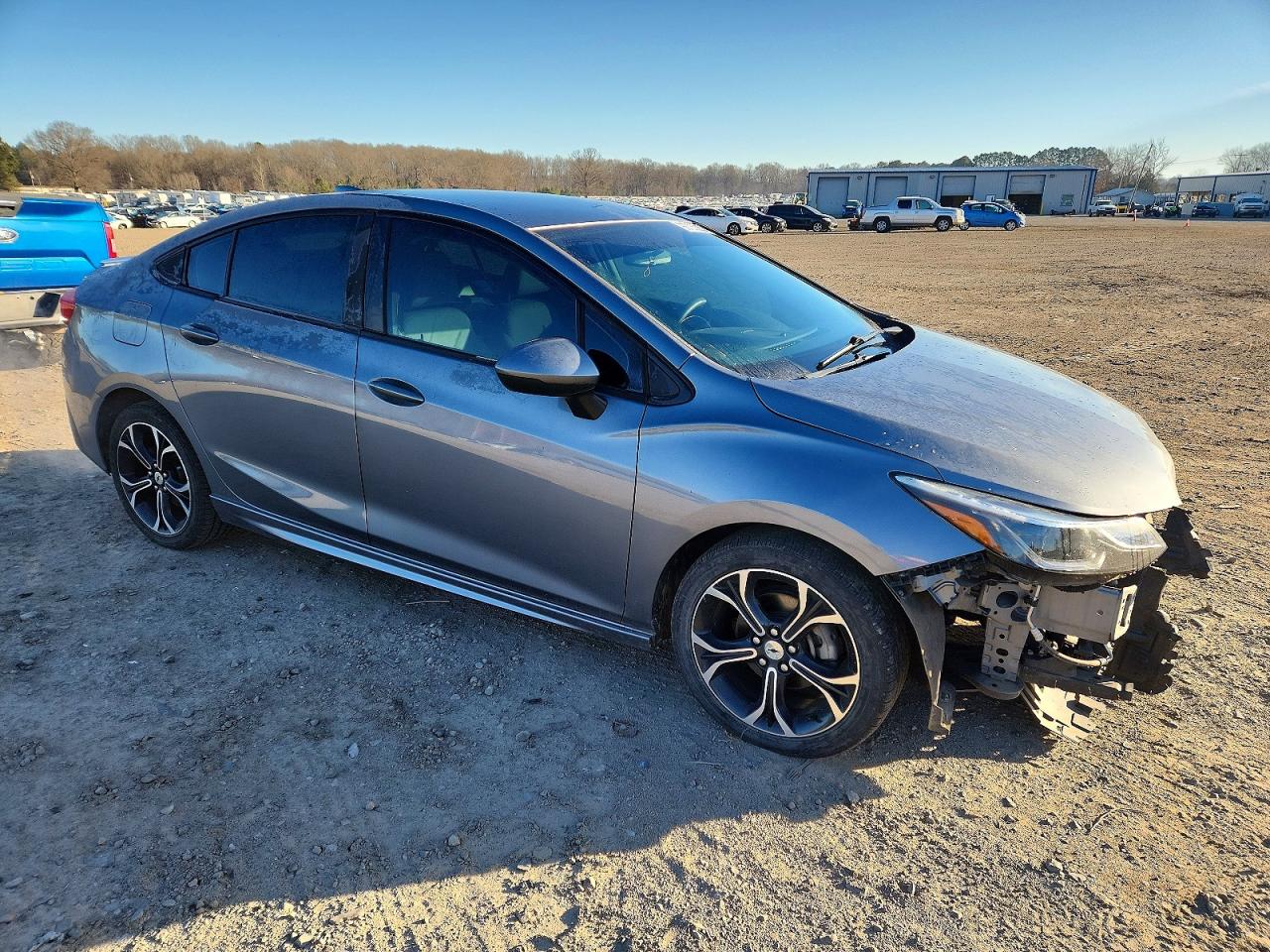 2019 CHEVROLET CRUZE LT photo 4