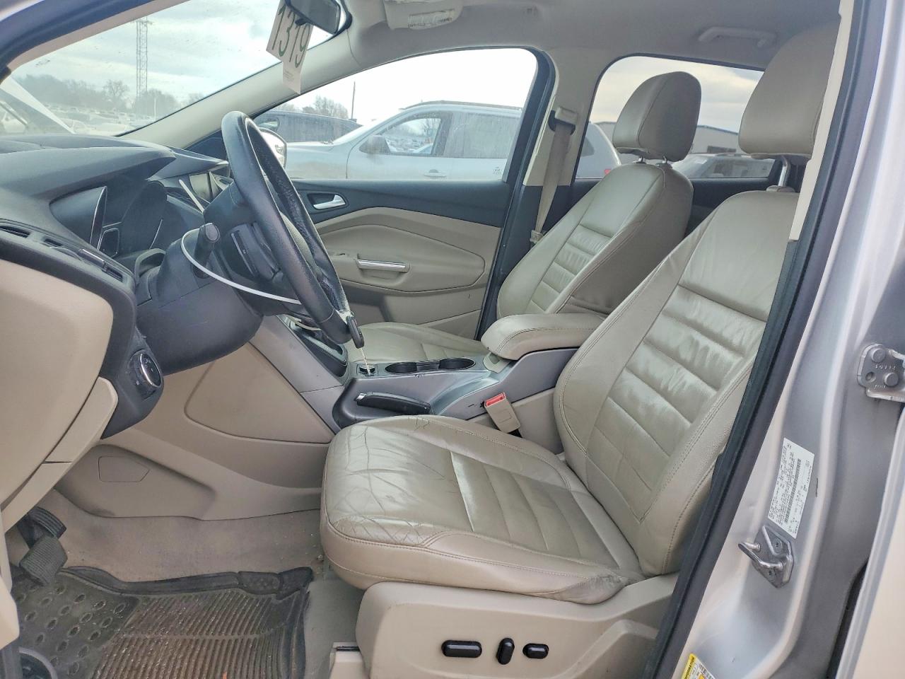 2015 FORD ESCAPE SE photo 7