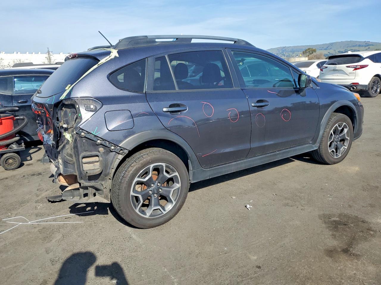 2013 SUBARU XV CROSSTREK photo 3