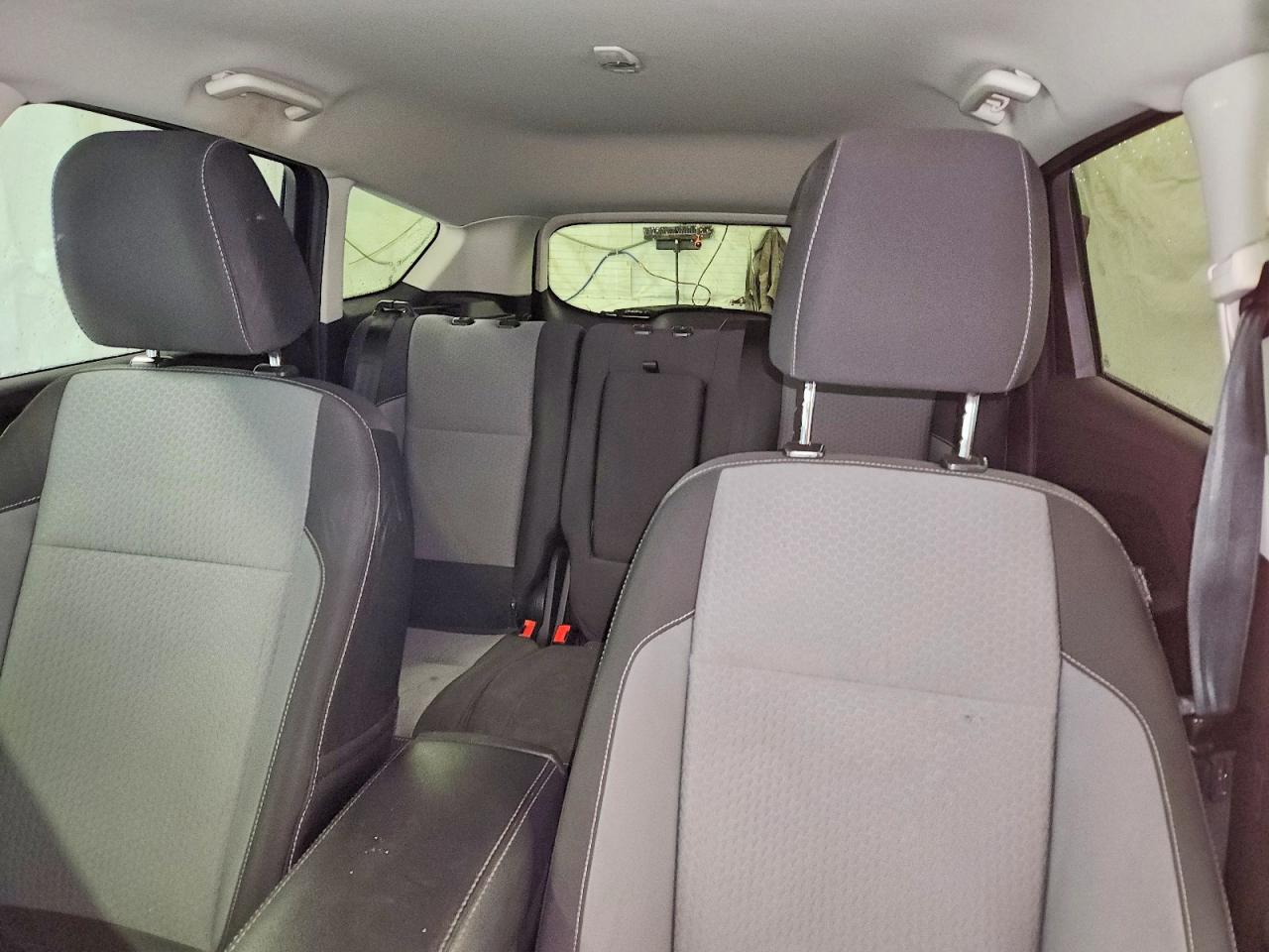 2017 FORD ESCAPE SE photo 10