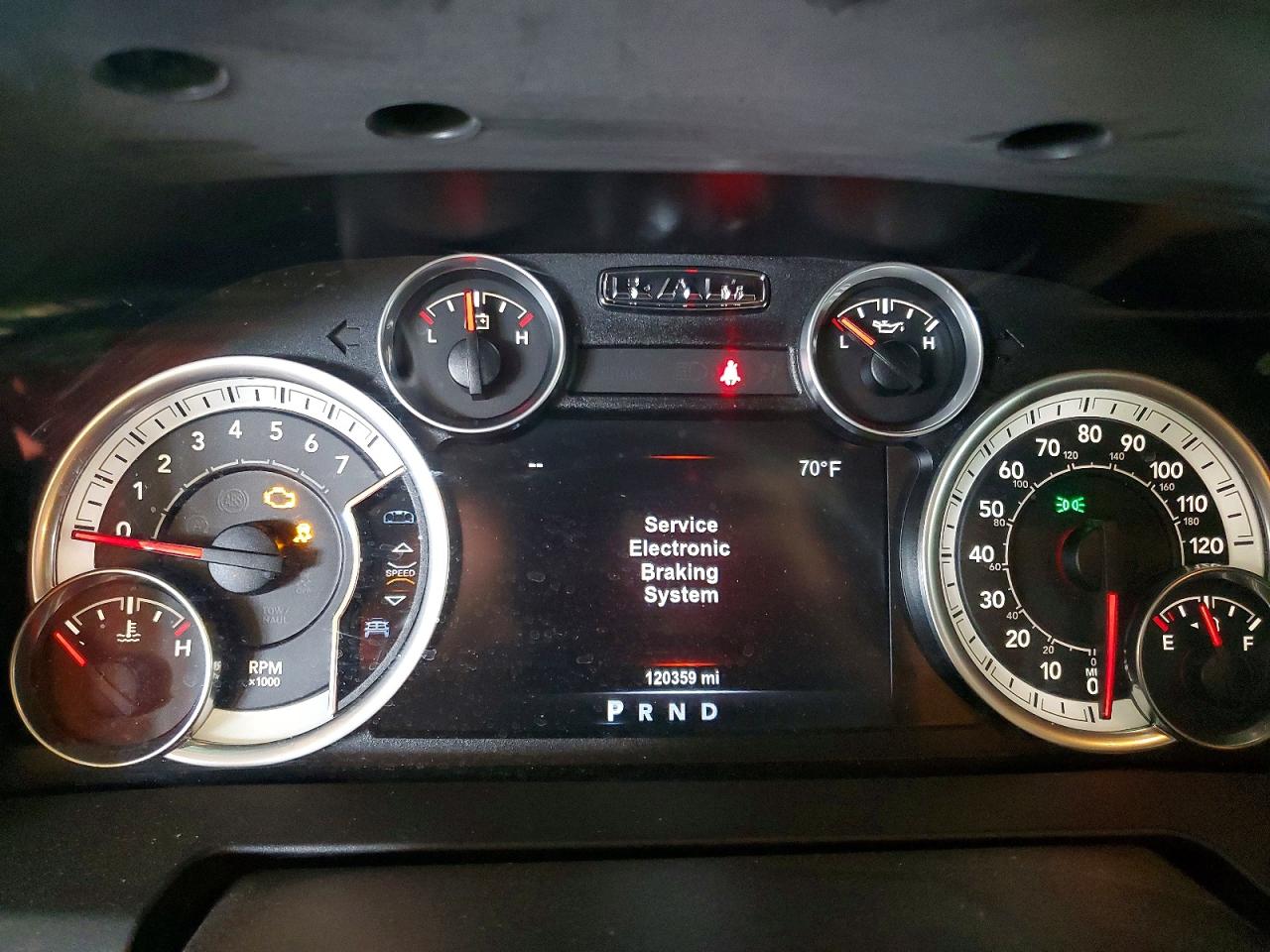 2015 RAM 1500 SLT photo 9