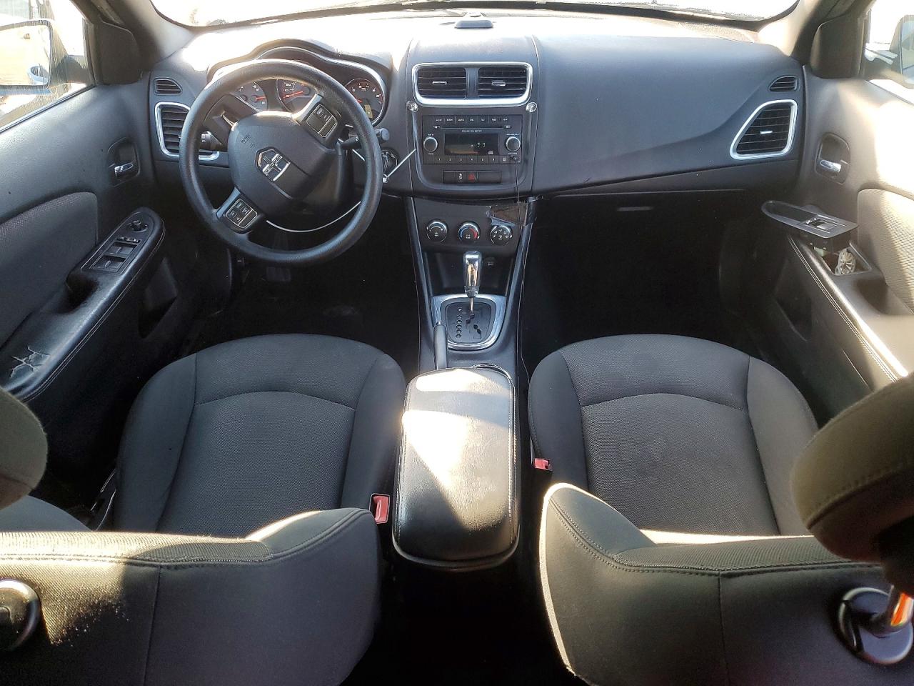 2013 DODGE AVENGER SE photo 8
