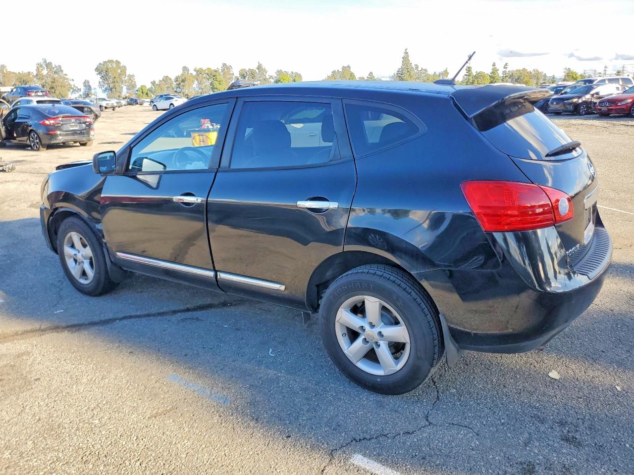 2013 NISSAN ROGUE S photo 2
