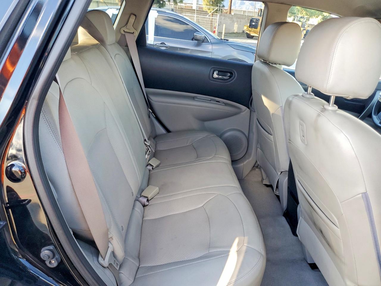 2013 NISSAN ROGUE S photo 11