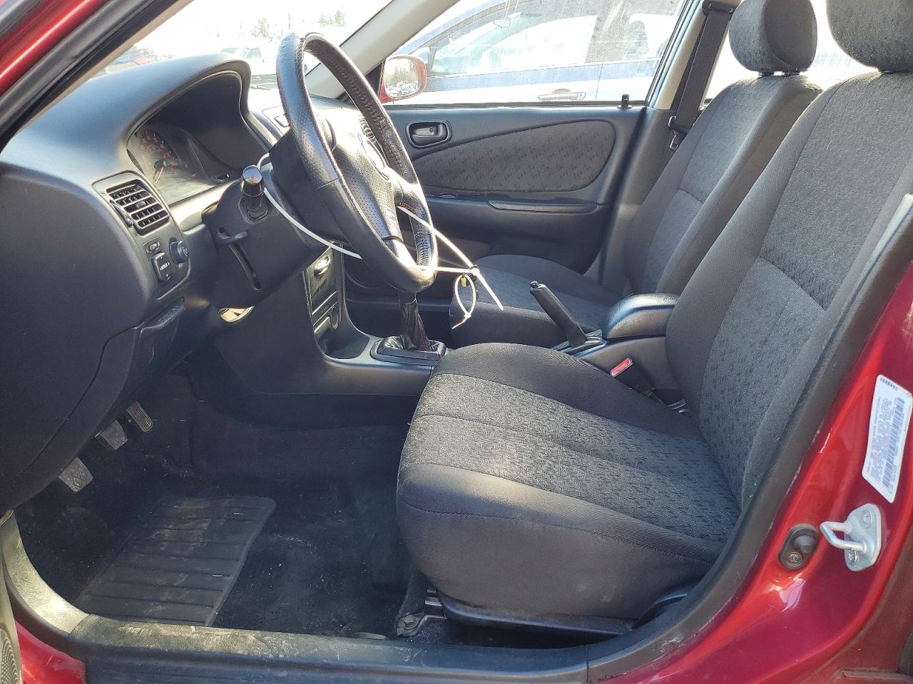 2001 TOYOTA COROLLA CE photo 7