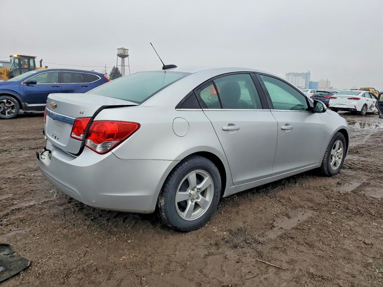 2016 CHEVROLET CRUZE LIMITED LT photo 3