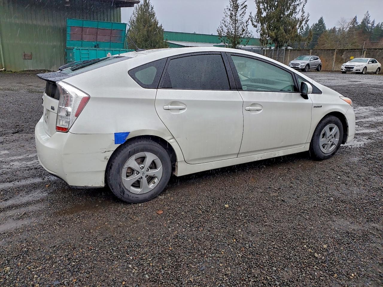 2011 TOYOTA PRIUS photo 3