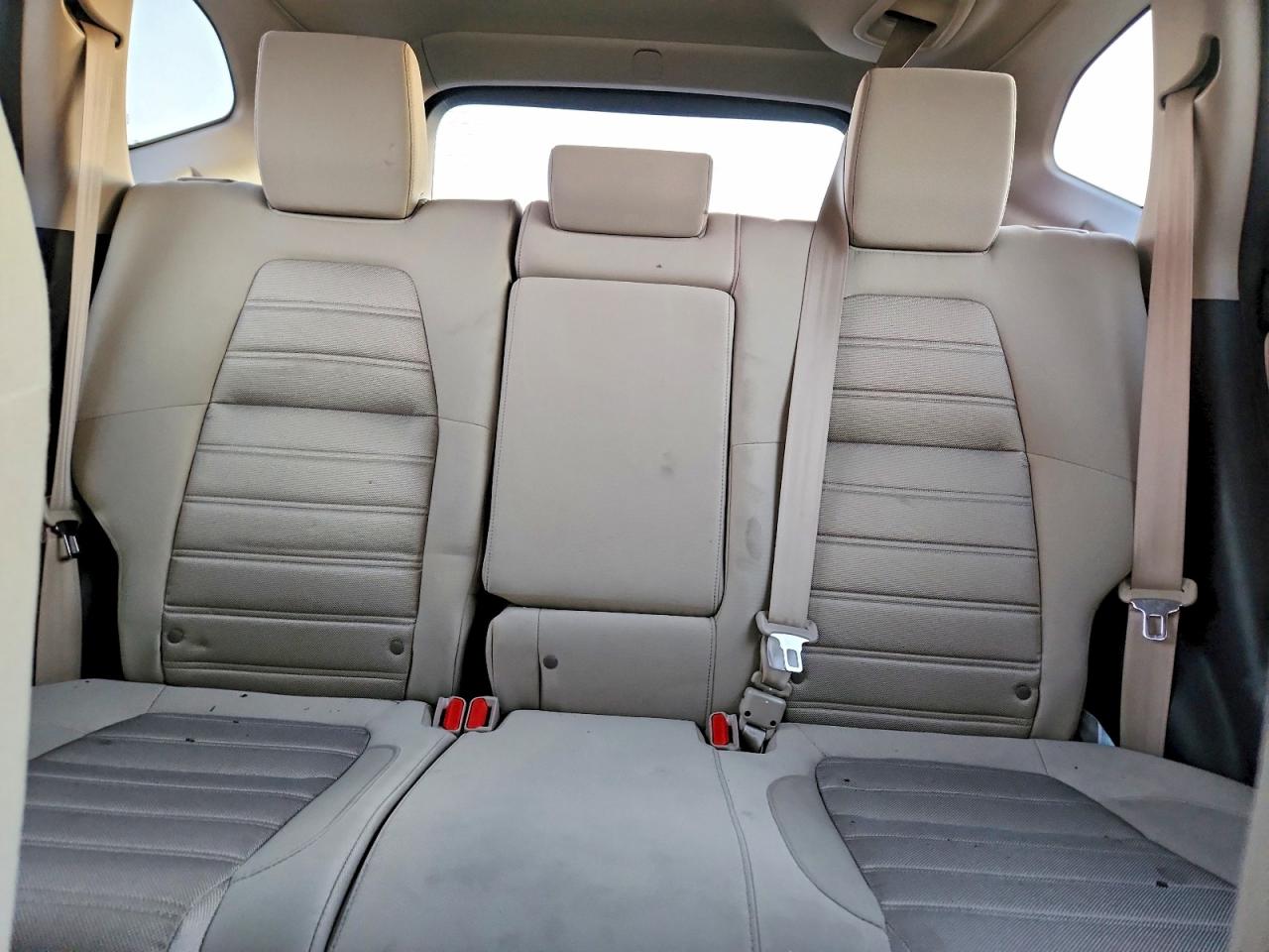 2018 HONDA CR-V LX photo 10