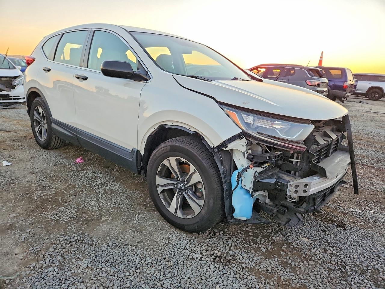 2018 HONDA CR-V LX photo 4