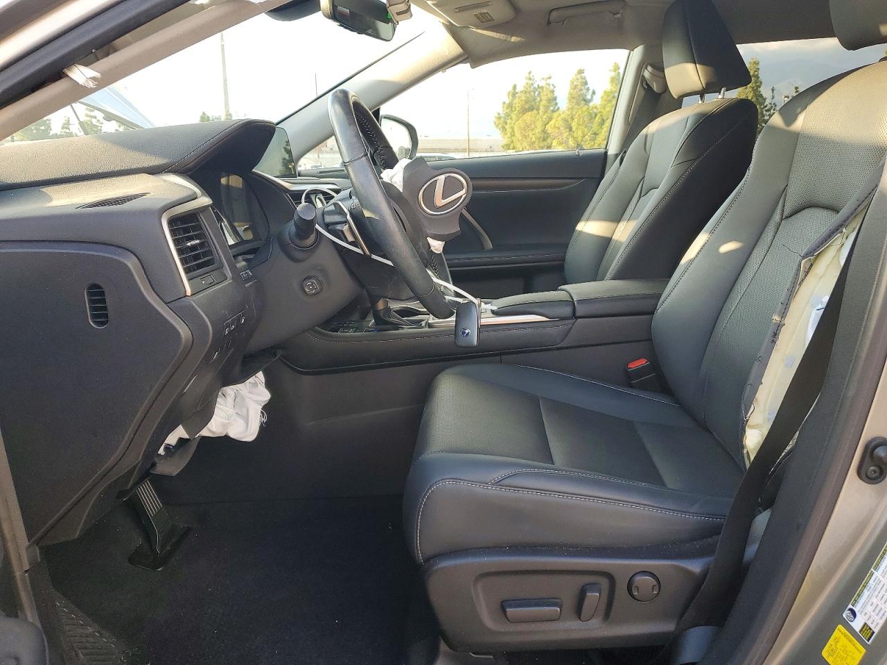 2021 LEXUS RX 450H photo 7