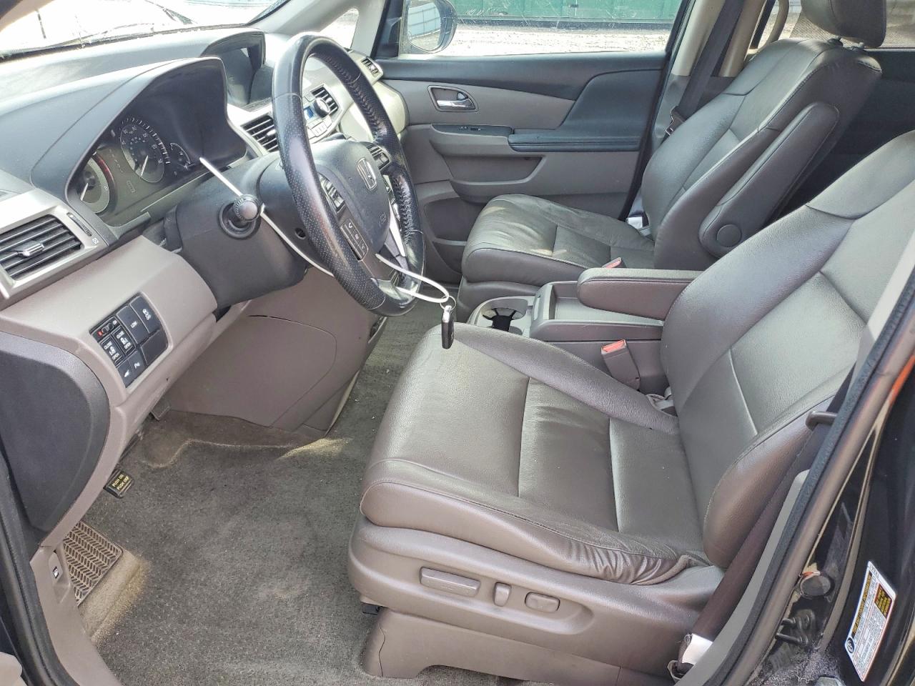 2016 HONDA ODYSSEY TOURING photo 7