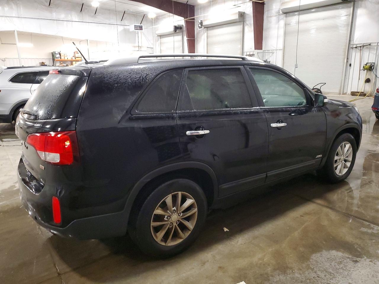 2015 KIA SORENTO LX photo 3