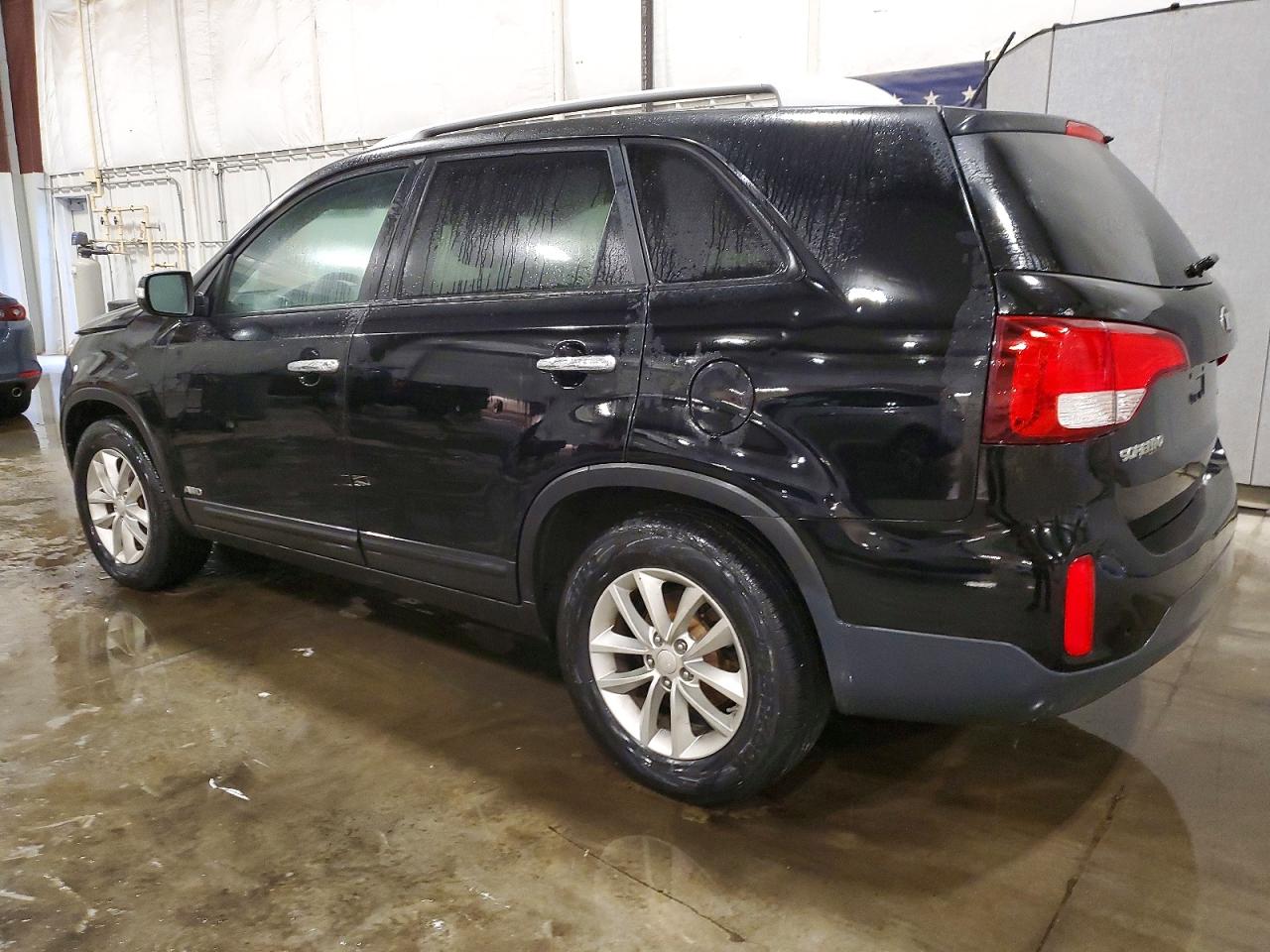 2015 KIA SORENTO LX photo 2