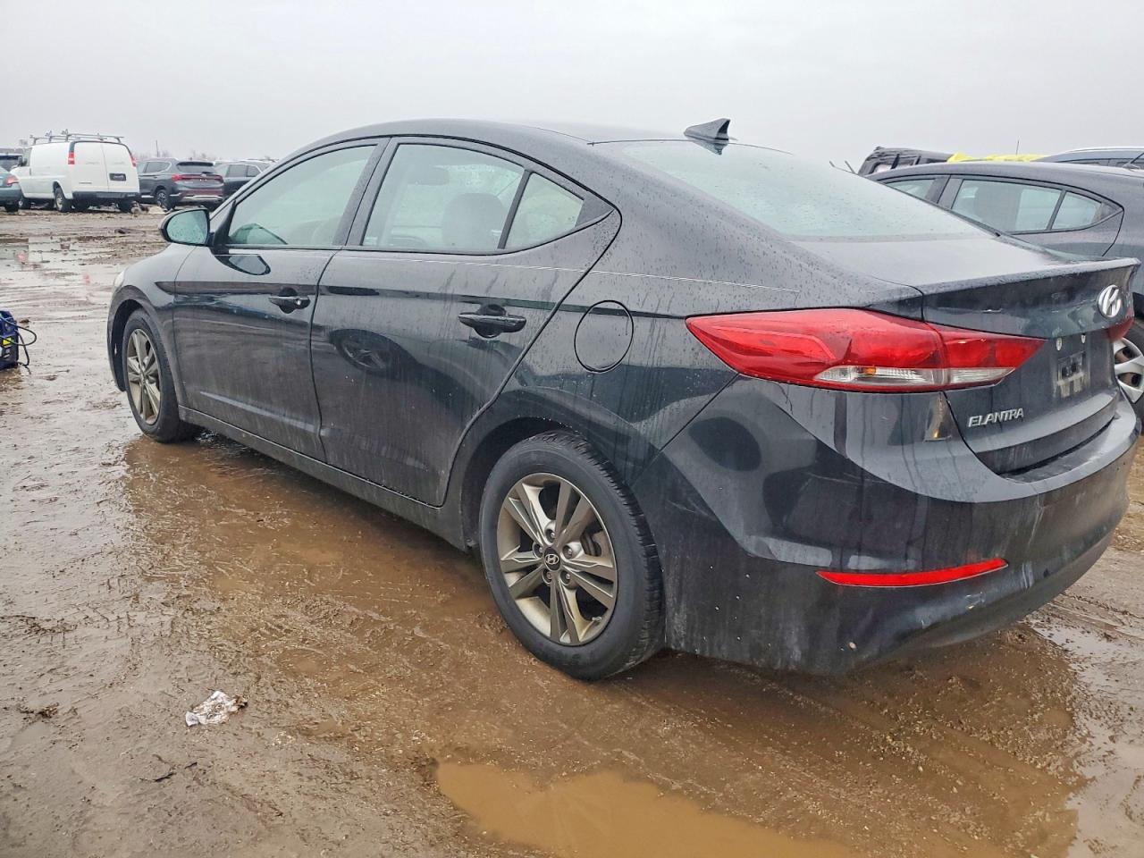 2018 HYUNDAI ELANTRA SEL photo 2