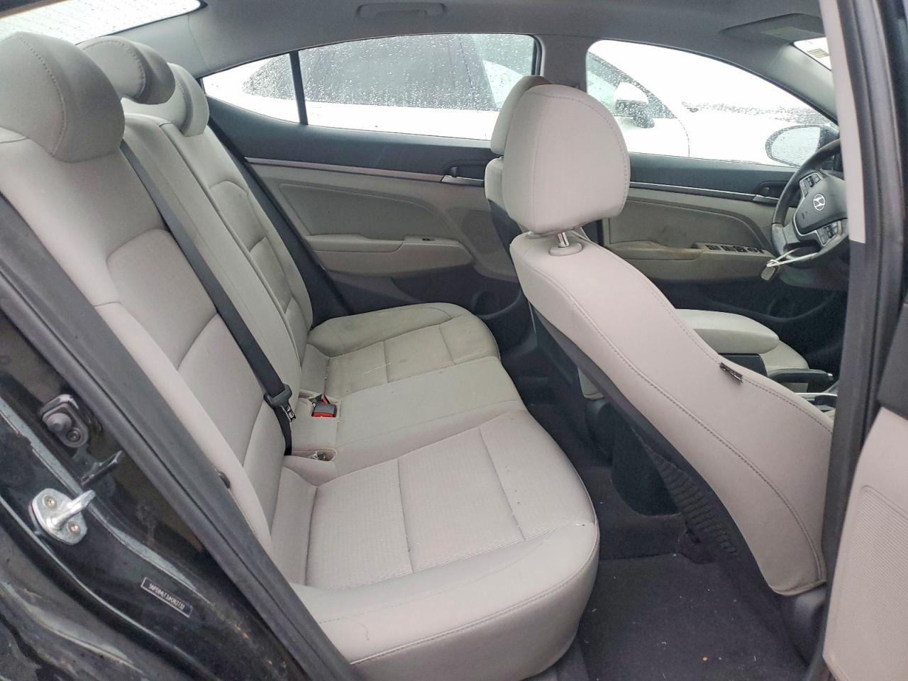 2018 HYUNDAI ELANTRA SEL photo 10