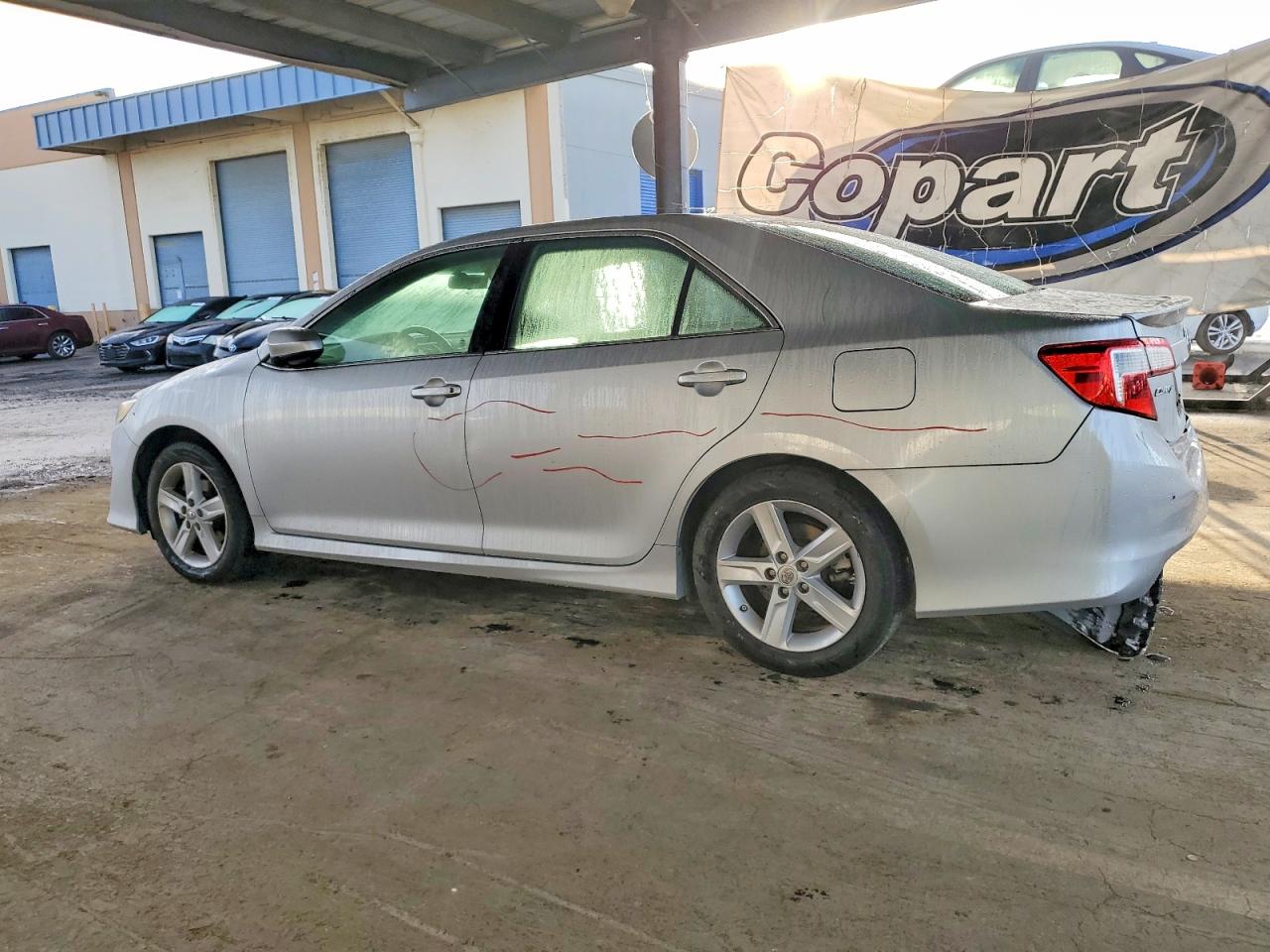 2014 TOYOTA CAMRY L photo 2